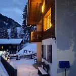 Im Wieselti Chalet *